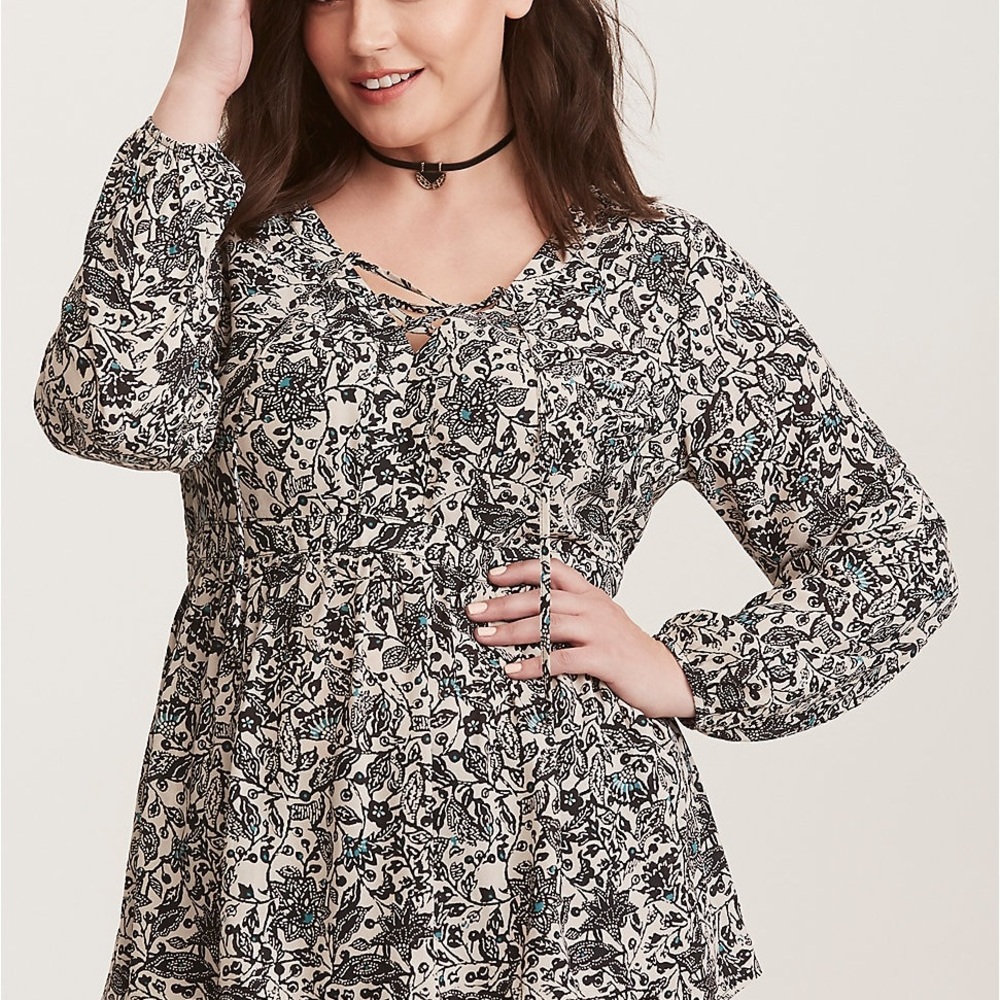 Torrid blouse 💙